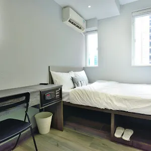 Atlas & Backpackers Hong Kong