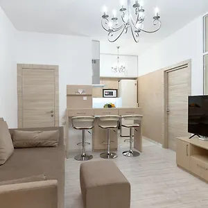 Center! 3 Modern Designed Appartment. , Киев Украина